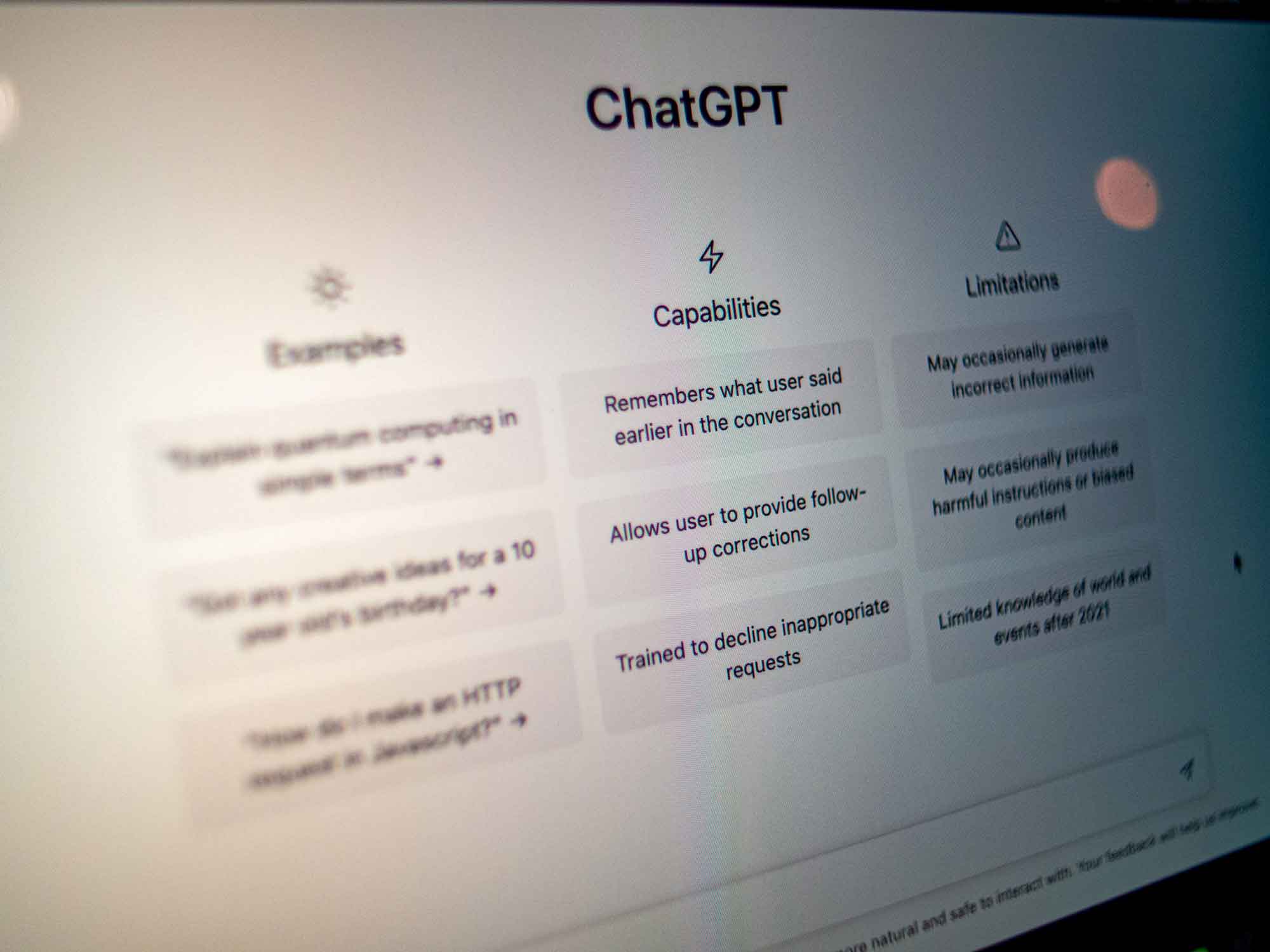Die Arbeitsoberfläche des Tools ChatGPT ist hier zu sehen.